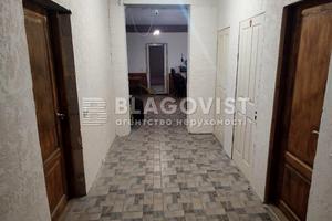будинок за адресою Янтарна вул., 11