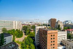 комерційна за адресою Кловський узвіз, 7a