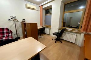 комерційна за адресою Бульварно-Кудрявська вул. (Воровського), 31-А