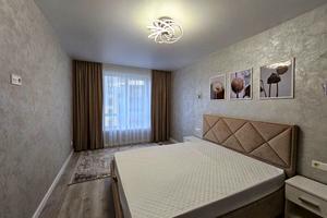 квартира за адресою Домбровського вул., 3в