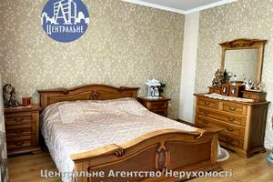будинок за адресою Головна, 115