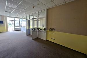 коммерческая по адресу Антоновича ул. (Горького), 33В