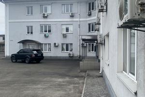 комерційна за адресою Старосільська вул., 1у