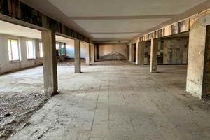 комерційна за адресою Виноградів, Вакарова, 19