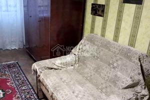 квартира за адресою Космонавтів вул., 3а