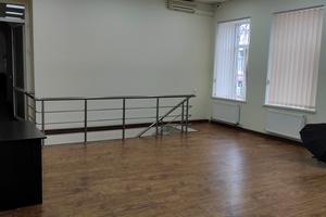 комерційна за адресою Велика Арнаутська вул., 121