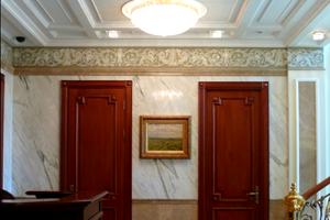 комерційна за адресою Володимирська вул., 49