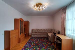 квартира за адресою Тролейбусна вул., 30