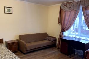 квартира за адресою Коновальця вул., 9