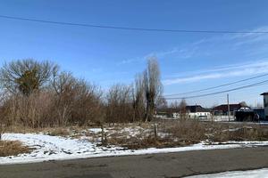 участок по адресу с. Лычанка, Центральна