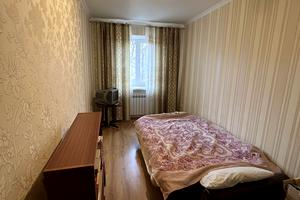 квартира за адресою Михайла Комарова вул., 4а