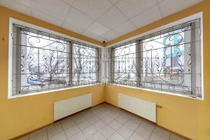 коммерческая по адресу Дніпровський просп., 25