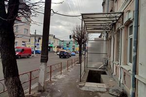 коммерческая по адресу Героїв Небесної Сотні ул., 38