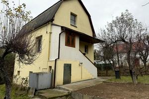 будинок за адресою Радісна