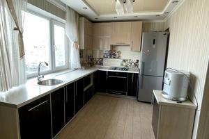 квартира за адресою Запорізька вул., 3