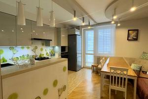 квартира за адресою Карла Мікльоша вул., 11