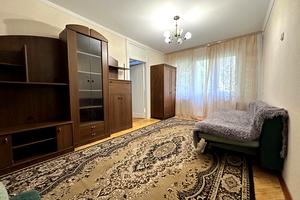 квартира за адресою Миколи Василенка вул., 8-А