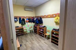 комерційна за адресою Тополина вул., 22