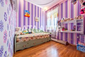 квартира за адресою Разумовська вул., 2/4
