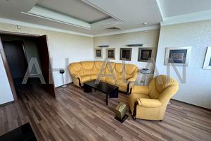 комерційна за адресою Дегтярівська вул., 53