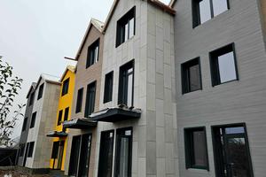 будинок за адресою Сергія Мельниченка вул. (Ватутіна)