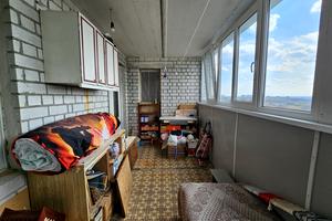 квартира за адресою житловий масив Тополя-1 вул., 4