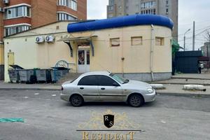комерційна за адресою Богдана Хмельницького просп. (Героїв Сталінграда), 1