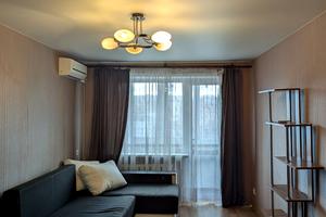 квартира за адресою В'ячеслава Чорновола вул. (Юрія Савченка), 64