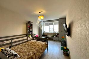 квартира за адресою Зоопаркова вул., 12