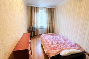 квартира за адресою Михайла Комарова вул., 2а