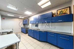 коммерческая по адресу Большая Житомирская ул., 20