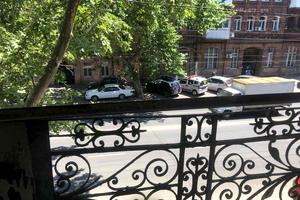 квартира за адресою Богдана Хмельницького вул., 66