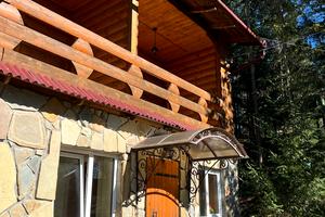 комерційна за адресою с. Микуличин, Грушевського, 32
