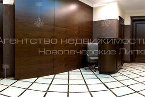 коммерческая по адресу Антоновича ул. (Горького), 131