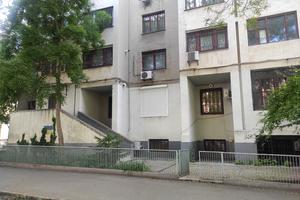 коммерческая по адресу Базарная ул., 1