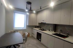 квартира за адресою Хіміків вул., 35