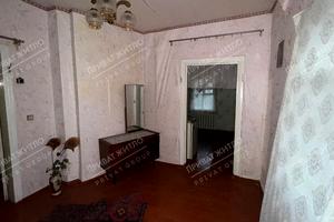 будинок за адресою Центральна, 1