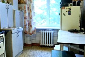 квартира за адресою Героїв Крут вул. (12 Квітня), 3