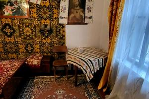 будинок за адресою с. Кобзарівка, Центральна