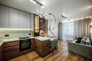 квартира за адресою Олександра Олеся вул., 5