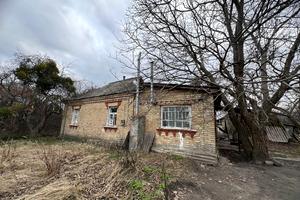 ділянка за адресою Комарова Столична, 75