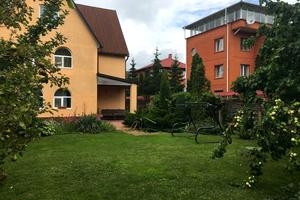 будинок за адресою центральна