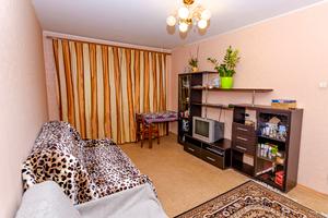 квартира за адресою Ігоря Дорошенка вул. (Ціолковського), 1