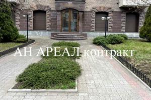 комерційна за адресою Соборний просп. (Леніна), 155