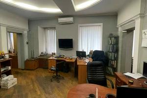 коммерческая по адресу Польский спуск, 1