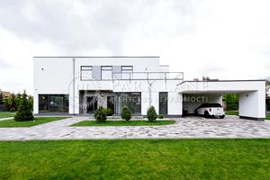 будинок за адресою Ватутіна пров., 1
