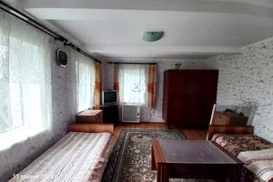 будинок за адресою Лугова