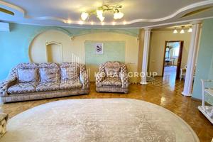 квартира по адресу Паркова ул., 6/2
