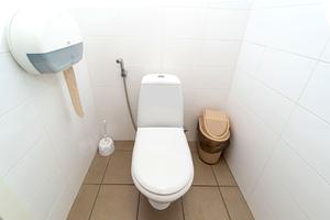комерційна за адресою Середньофонтанська вул., 19-А