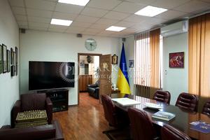 комерційна за адресою Генерала Шаповала вул. (Механізаторів), 10